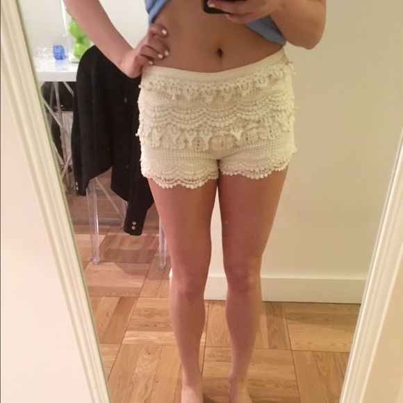 Urban Outfitters Ivory Ruffle Shorts