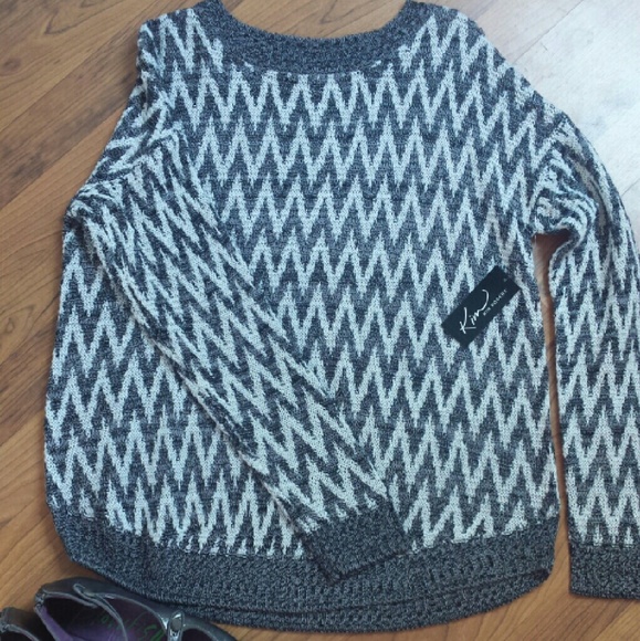 Kim Rogers grey /white sweater NWT Large - Picture 1 of 4
