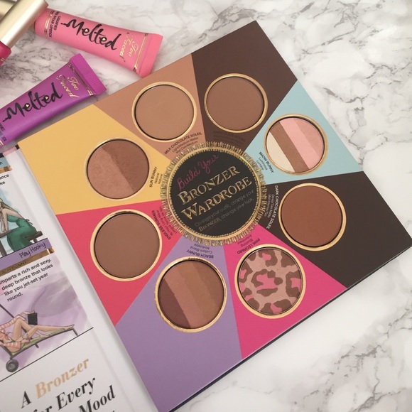 🎉SALE✨The Little Black Book of Bronzers✨ TOOFACED - Picture 2 of 3