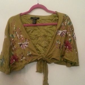 Arden B. Green knit embellished crop top with tii