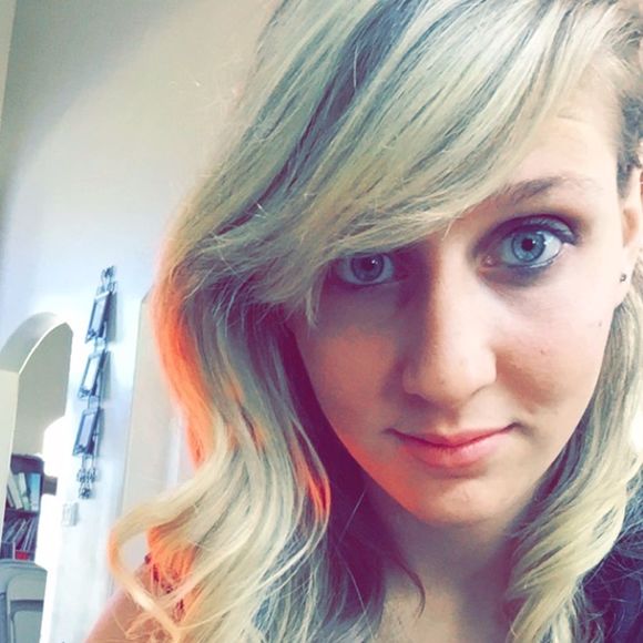 Meet your Posher, Markell