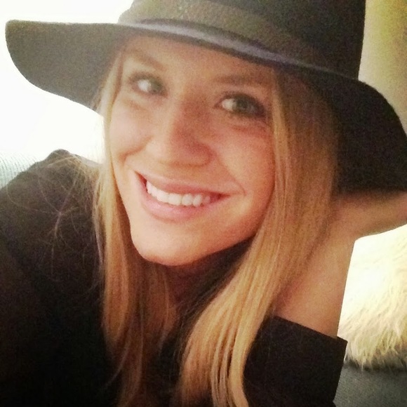 Meet your Posher, Chalayne