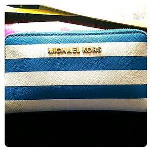 Authentic Micheal Kors wristlet