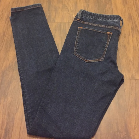 Dark wash skinny jeans!