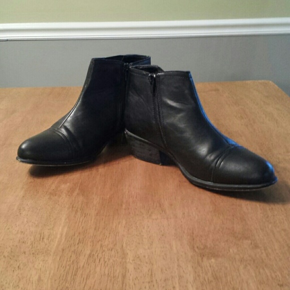 bamboo black boots