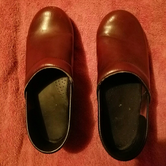 Burgundy Dansko clogs