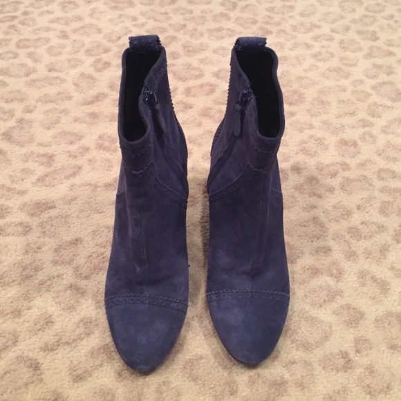 BALENCIAGA Navy Suede Wedge Heels, size Europe 38 - Picture 2 of 4