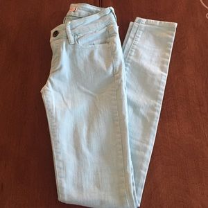 Bullhead Blue skinny jeans