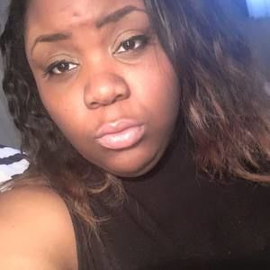 Meet your Posher, Nikki