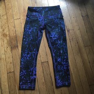 Lululemon Iris Flower Floral Wunder Under Crop II