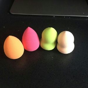 4 pack makeup sponge set