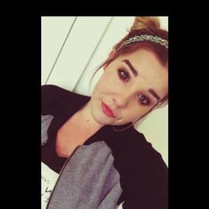 Meet your Posher, Olivia