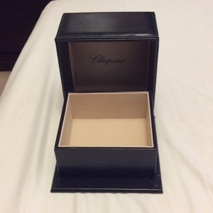 Final sale 🎉🎉🎉Brand new chopard box