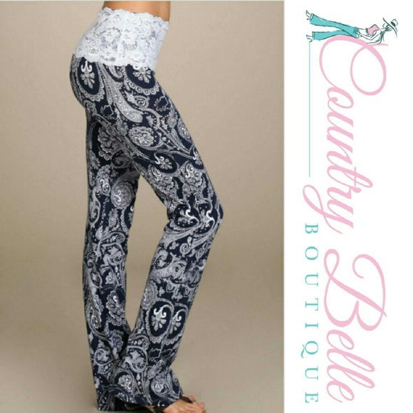 ??Host Pick?? Dream worthy lace Gaucho pants - Picture 2 of 4