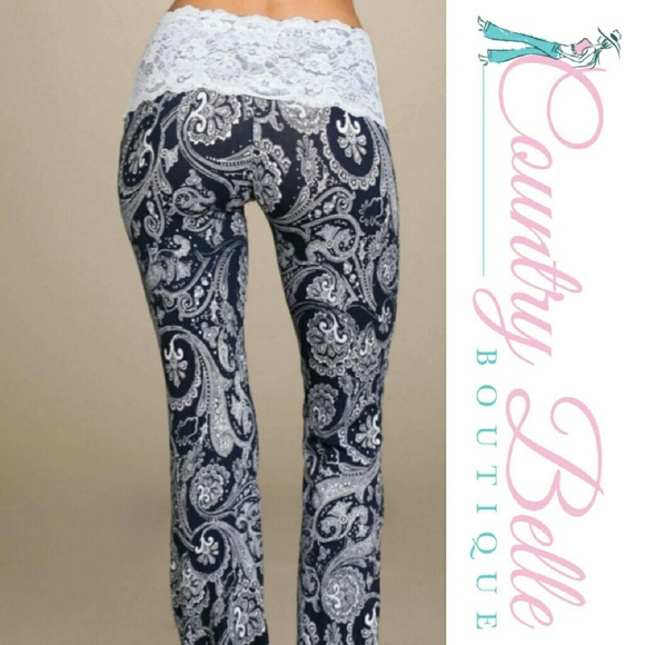 ??Host Pick?? Dream worthy lace Gaucho pants - Picture 3 of 4