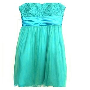 SALE! BEAUTIFUL PROM DRESS SEAFOAM/TEAL/LIGHT BLUE