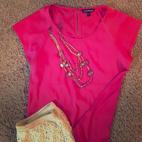 Pink Express Short Sleeve Dress Shirt.