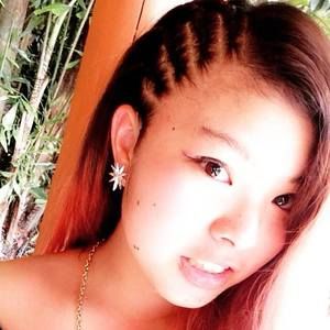 Meet your Posher, Naomi