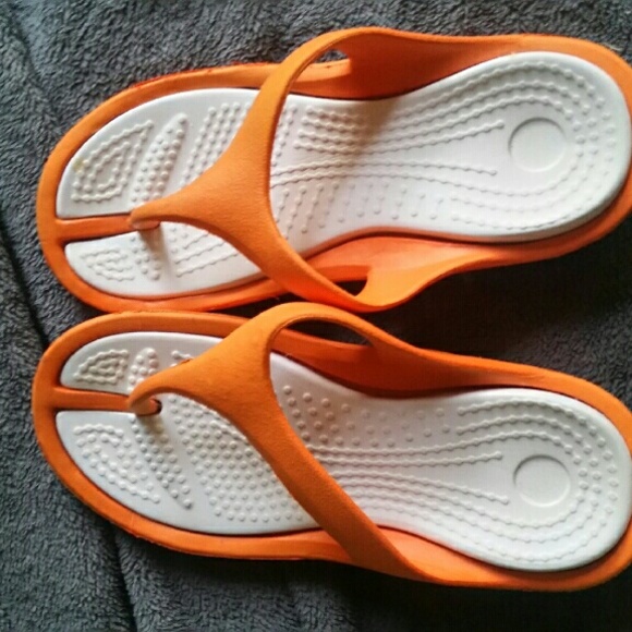 Water Sandles