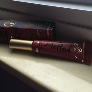 Too Faced Melted Liquid Long Wear Lipstick -Velvet