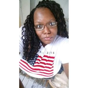 Meet your Posher, Latasha