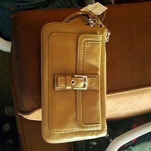 brand new coach wristlet