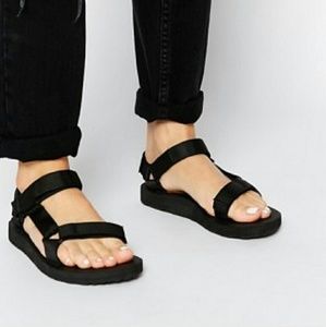 Teva Original Black Sandal Size 8