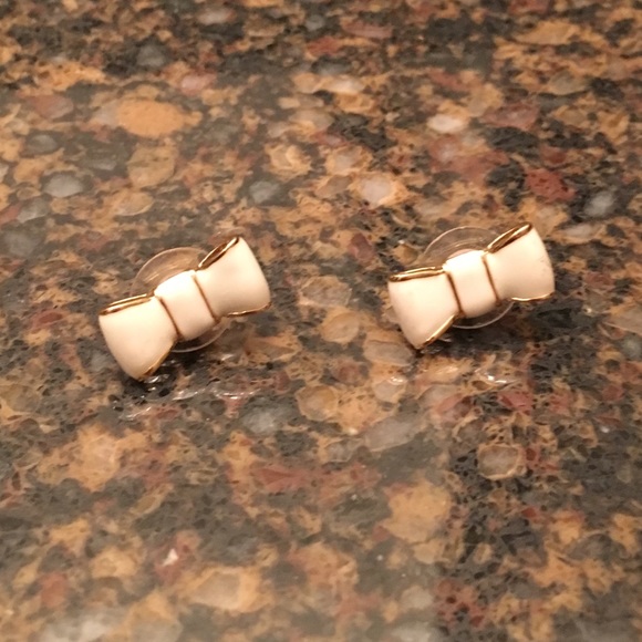 Kate Spade Ring (earrings not available)
