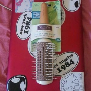 Ecotools Hairbrush
