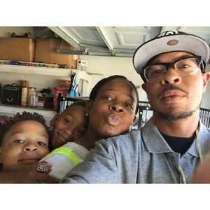 Meet your Posher, Chanel