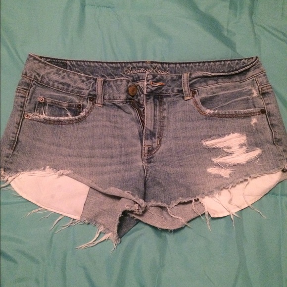 AEO distressed Jean shorts