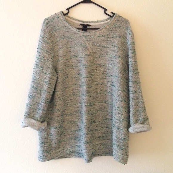 Green H&M sweater