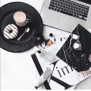 Meet your Posher, Daniela