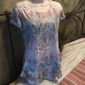 Madison & Berkeley Short sleeve top.