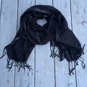 Pashmere scarf, black chevron with silver detail