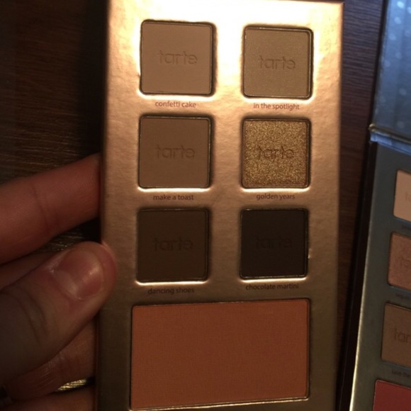 2 NEW Tarte Face Palettes - Picture 2 of 4