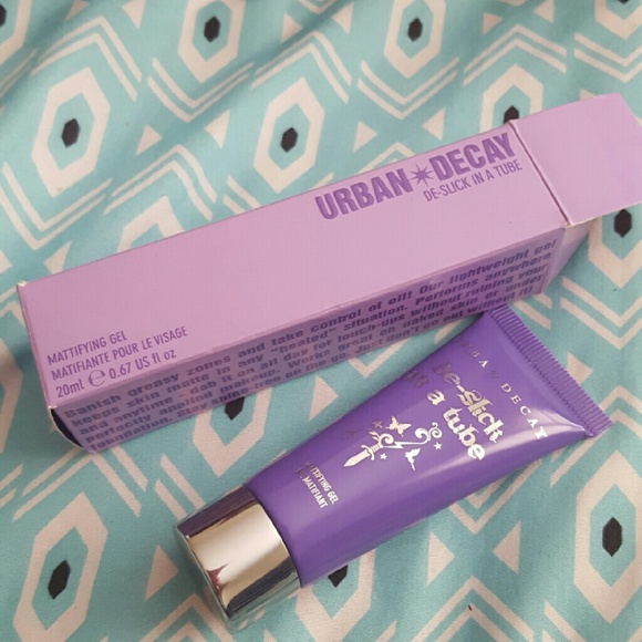 Urban decay de slick in a tube (discontinued)