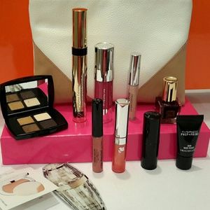 Makeup Sample colection + Cosmetic bag