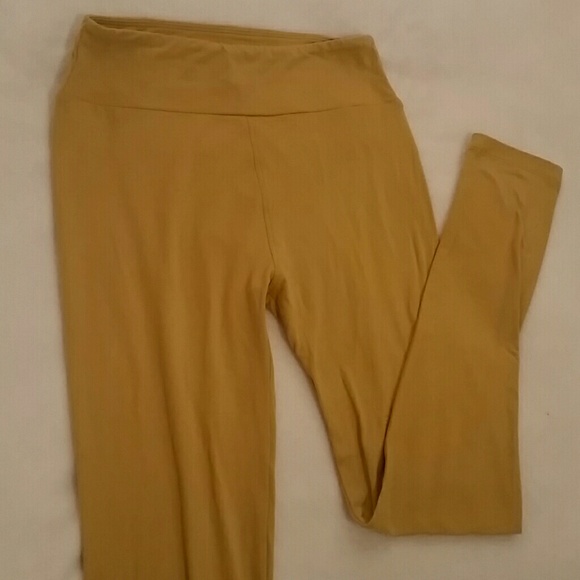 Lularoe yellow/mustard leggings.