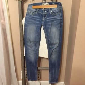 Buckle Skinny Jeans