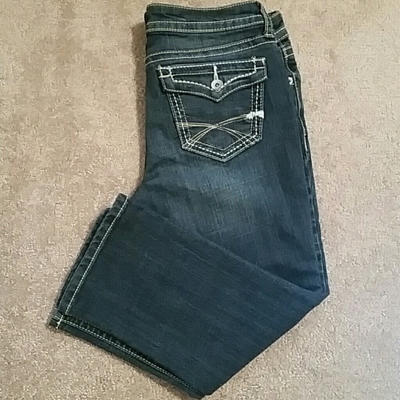 a.n.a Petite Capri Jeans