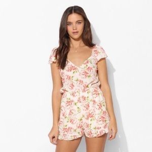 Pins and Needles floral print romper size S