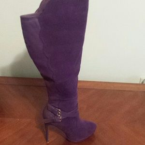 BEAUTIFUL SUEDE AND LEATHER LIKE BOOTS WORN ONCE