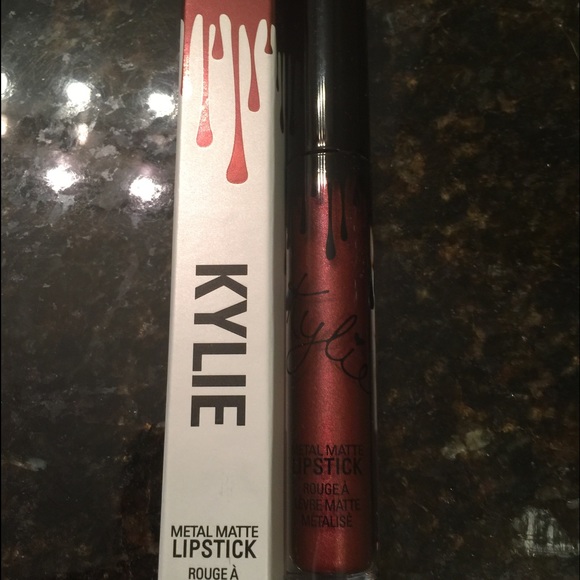 Kylie Metal Matte Lipgloss - Reign