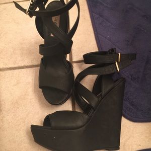 Steve Madden Wedges