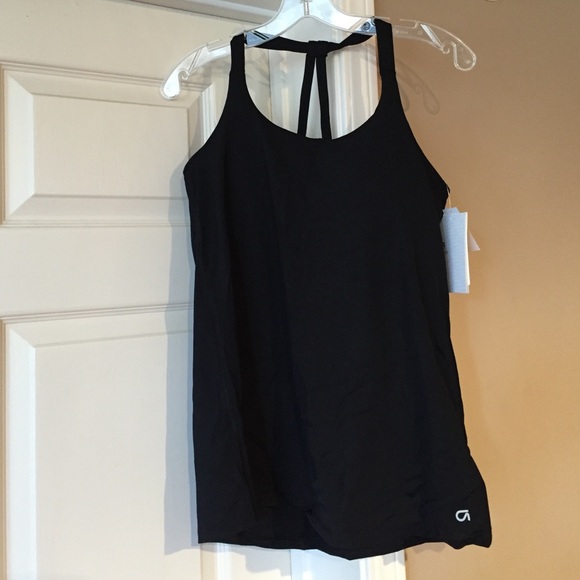 GapFit black workout tank