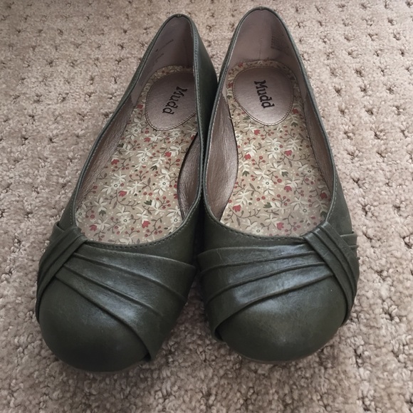 Olive Green Flats. Lightly worn.