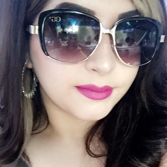 Meet your Posher, Jackie