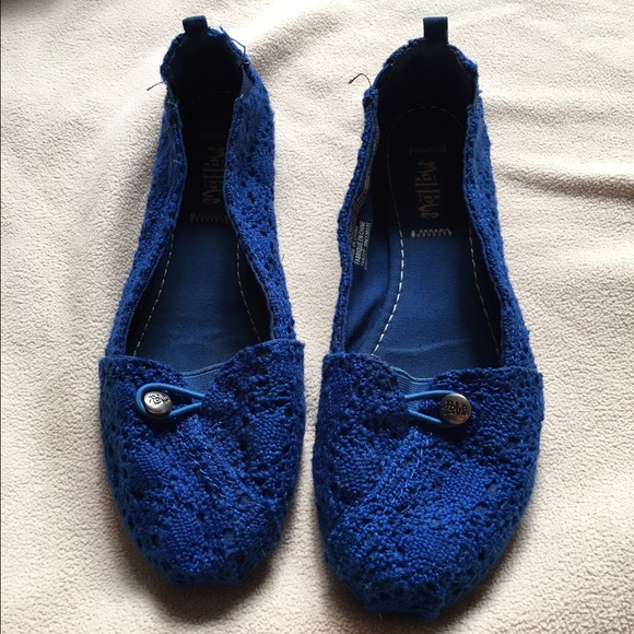 Mihalo Crochet Flats