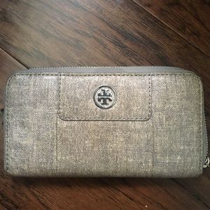 Tory Burch Wallet